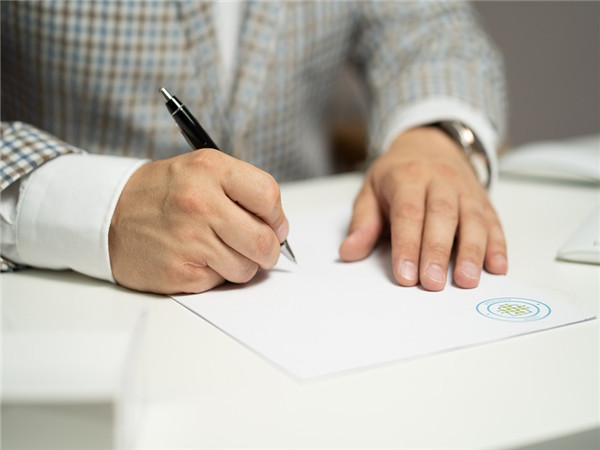 企業(yè)資金回流的現(xiàn)實(shí)挑戰(zhàn)